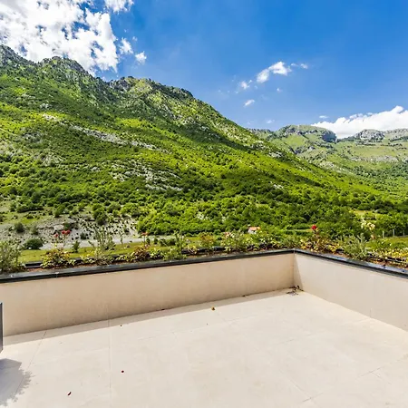 Odat N'boge - Breakfast Included By Pikhost Hotel
